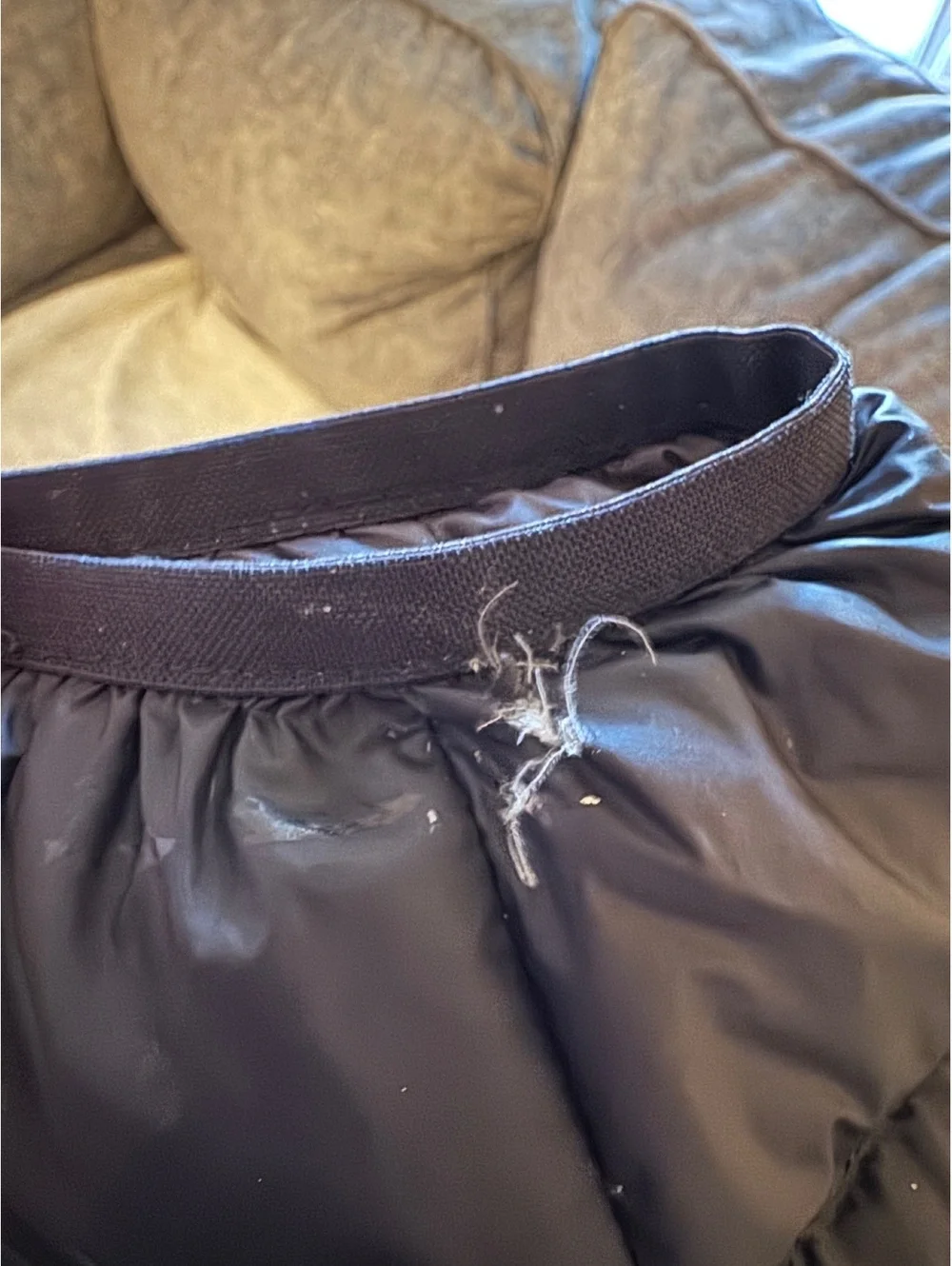 Eddie Bauer Men's Black Down Puffer Jacket Medium